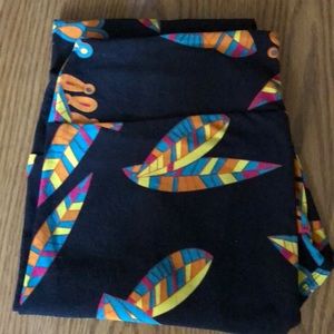 NWOT Lularoe Leggings T&C